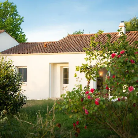 Les Ortiers Holiday home *