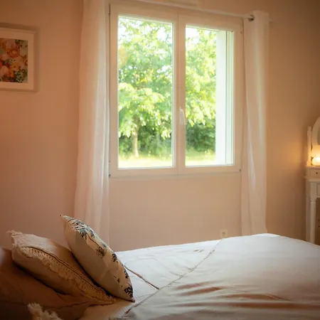 Les Ortiers Holiday home